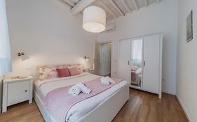 32 nero - Florence Apartment San Niccolò